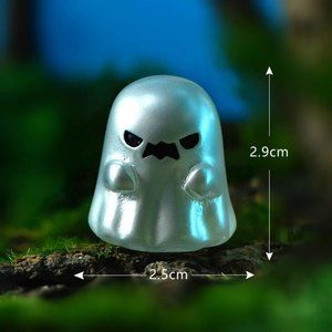Halloween resin trinkets - transparent ghost